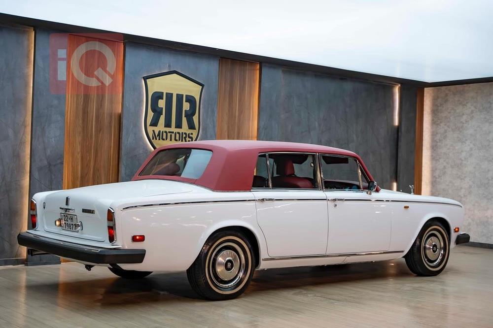 Rolls Royce Silver Wraith II